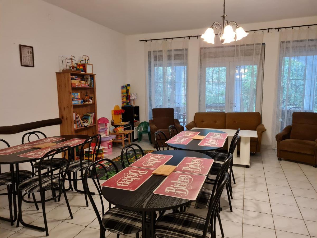 فندق Fertodi Kuria Vendeghaz المظهر الخارجي الصورة